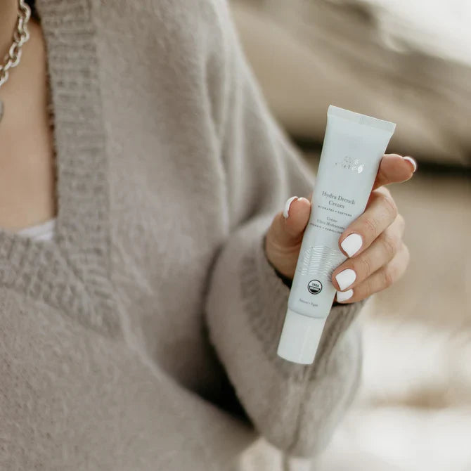 100% Pure - Hydra Drench Cream has an ingredient Chia seed gel locks in hydration.