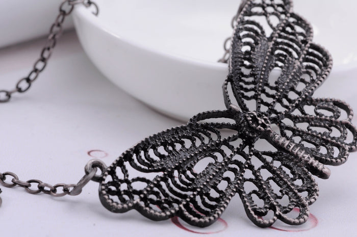 Filigree Wing Fly Butterfly Pendant Necklace - ALILANG.COM