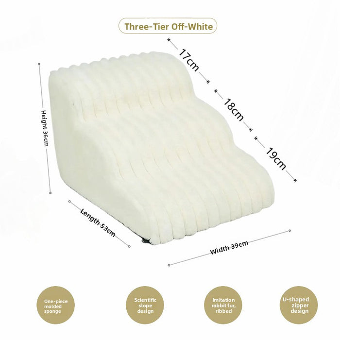 Third level off-white