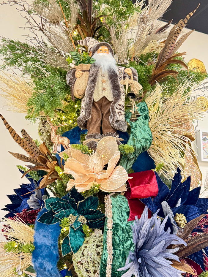 Santa Figurine - Woodland